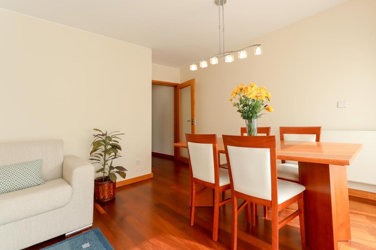 Sweet Living Viana - City Centre Apartment With Garage Віана-ду-Каштелу Екстер'єр фото